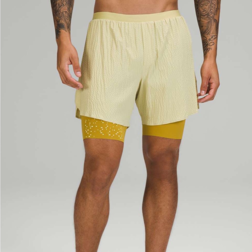 Lululemon‎ Surge Lined Short 6" Special Edition Dew Green / Auric Gold Medium